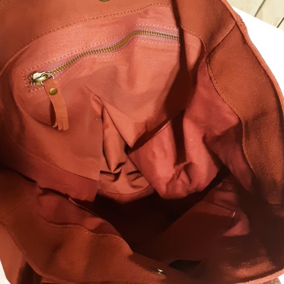 New Luxury Brand M.I.L.A Made in Los Angeles S… - Picture 7 of 8